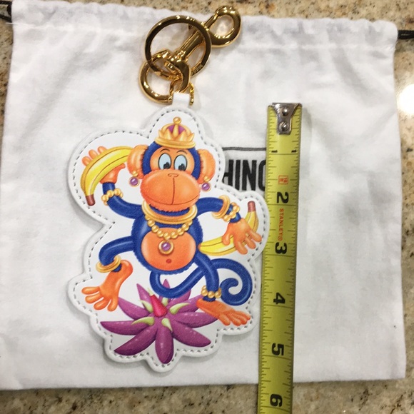 NWOT Moschino Key Fob Key Chain - Picture 6 of 6